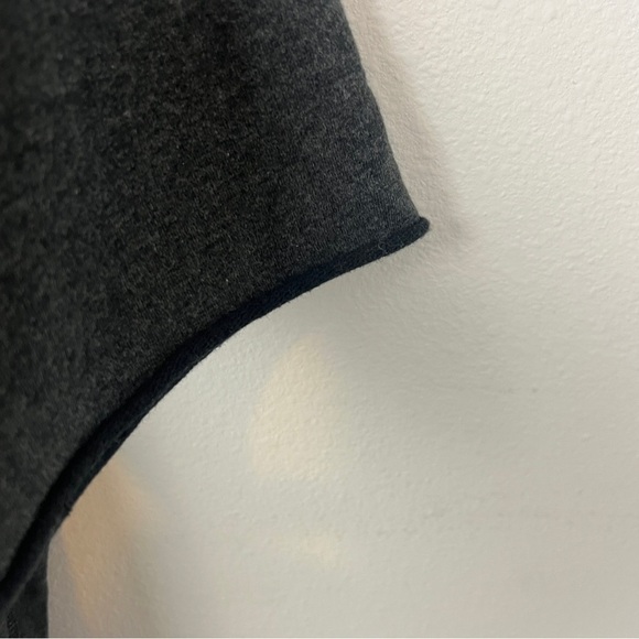 Lululemon Half Cut Pullover Heathered Black Sweatshirt - Picture 4 of 6